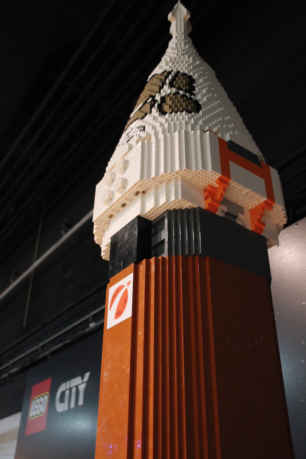 Check out this giant Lego rocket ship - ParentsCanada