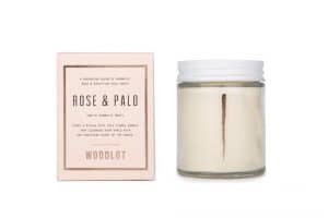 jar candle with box beside it in pale pink
