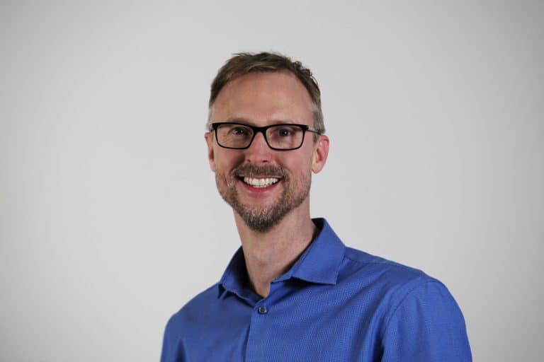 Getting students excited about STEM requires taking risks - Parents Canada